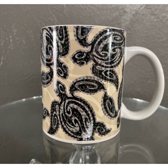Islander Tribal Hona 11oz stoneware mug - Picture 2 of 4